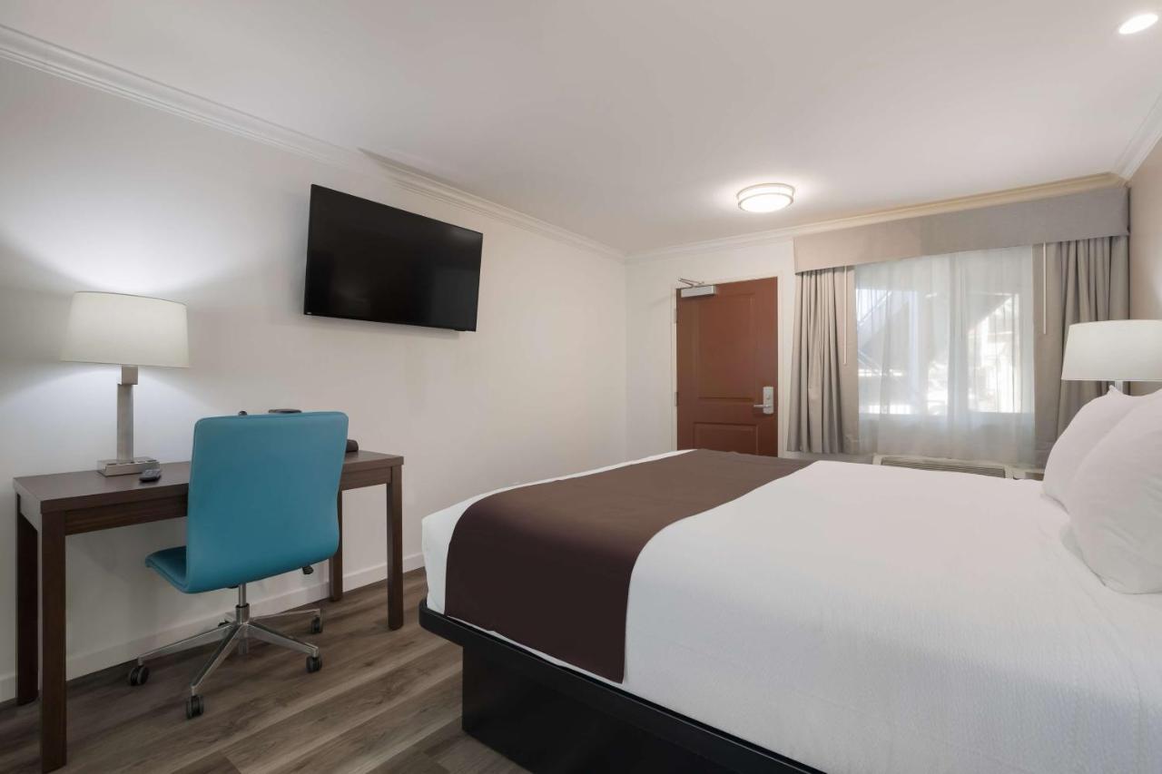 Surestay Plus Hotel By Best Western Upland - Ontario North Esterno foto