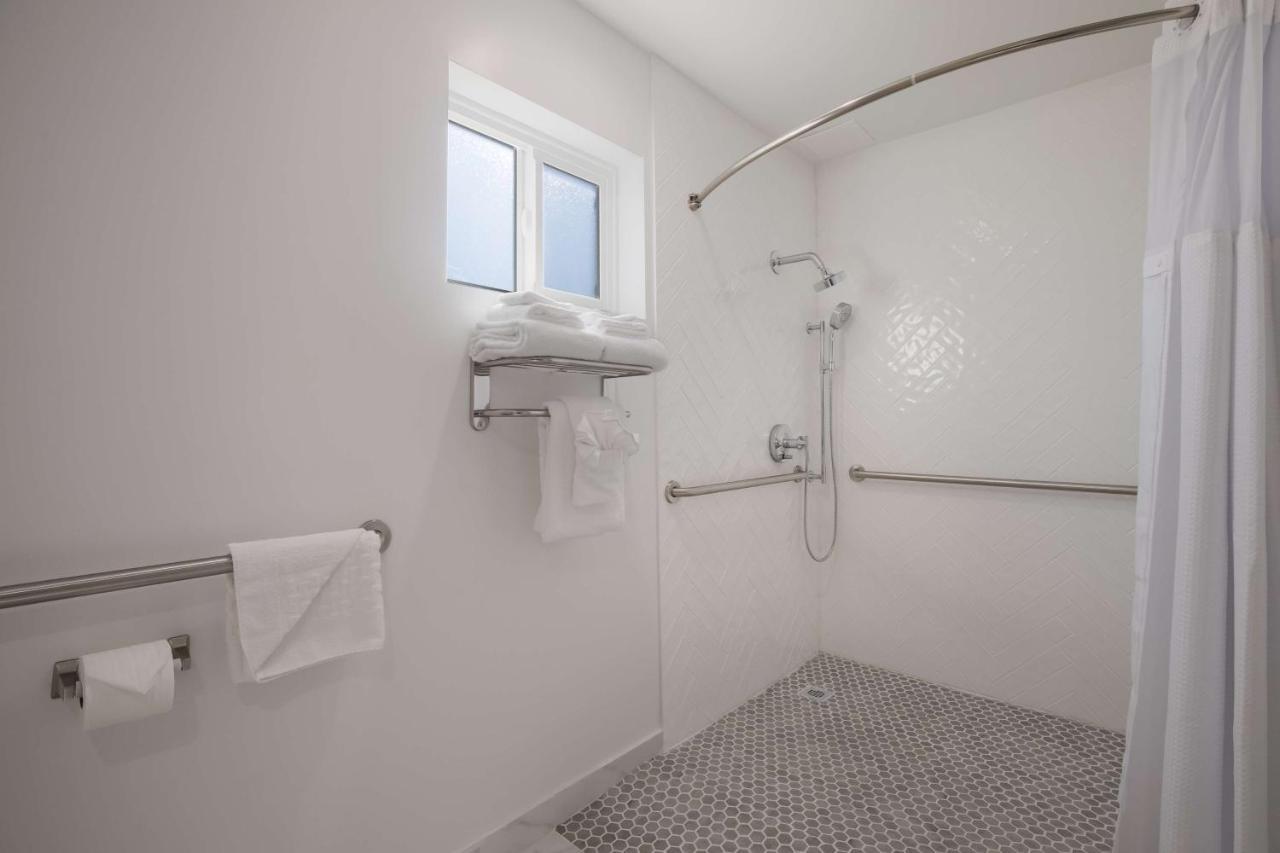 Surestay Plus Hotel By Best Western Upland - Ontario North Esterno foto